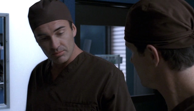 Charmed-Online-dot-NL-NipTuck4x01-1918.jpg