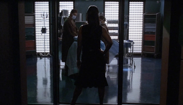 Charmed-Online-dot-NL-NipTuck4x01-2060.jpg