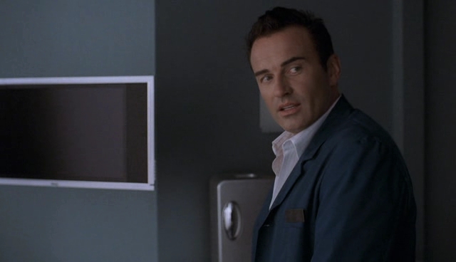 Charmed-Online-dot-NL-NipTuck4x01-2186.jpg