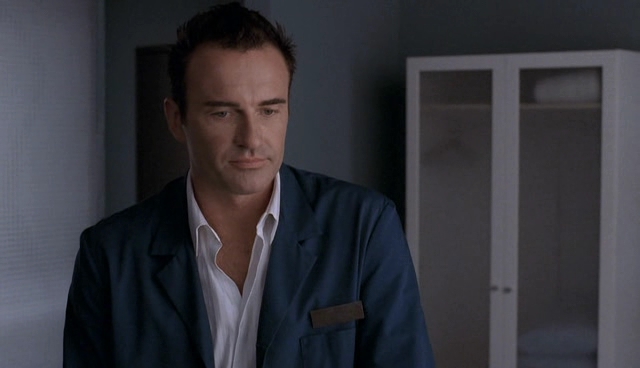 Charmed-Online-dot-NL-NipTuck4x01-2204.jpg