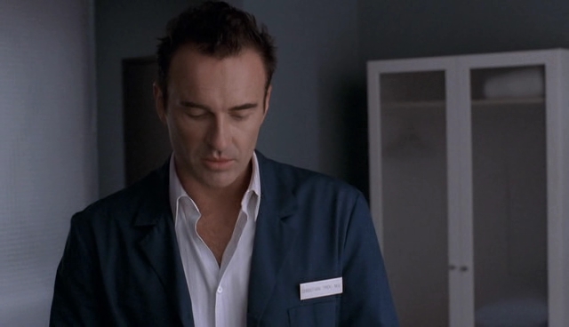 Charmed-Online-dot-NL-NipTuck4x01-2210.jpg