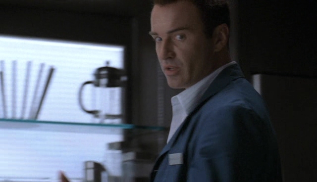 Charmed-Online-dot-NL-NipTuck4x01-2241.jpg