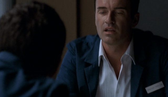 Charmed-Online-dot-NL-NipTuck4x01-2286.jpg