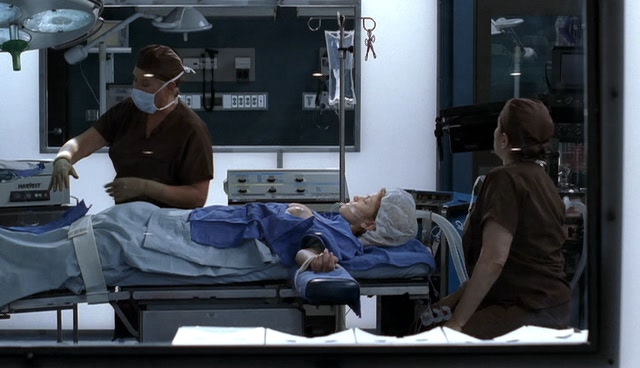 Charmed-Online-dot-NL-NipTuck4x02-1794.jpg
