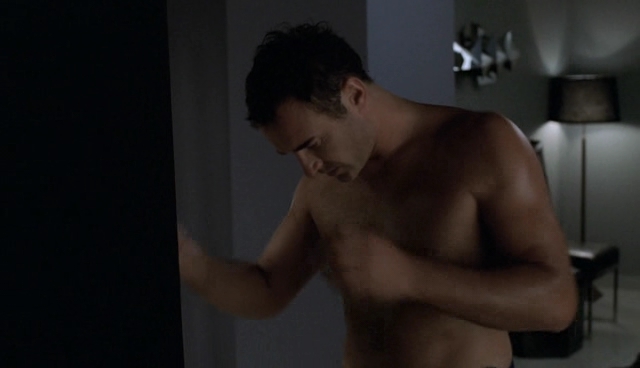 Charmed-Online-dot-NL-NipTuck4x02-2187.jpg
