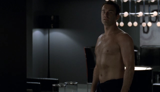 Charmed-Online-dot-NL-NipTuck4x02-2208.jpg