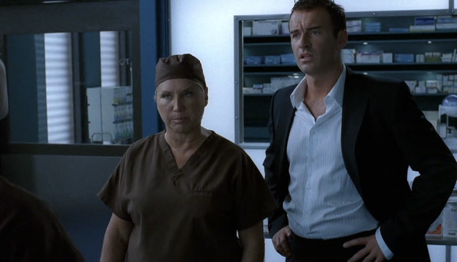 Charmed-Online-dot-NL-NipTuck4x10-4463.jpg