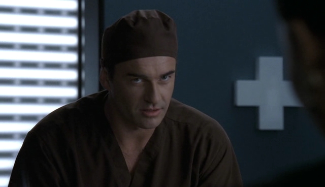 Charmed-Online-dot-NL-NipTuck4x04-0619.jpg