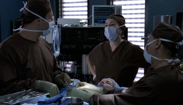 Charmed-Online-dot-NL-NipTuck4x04-0715.jpg