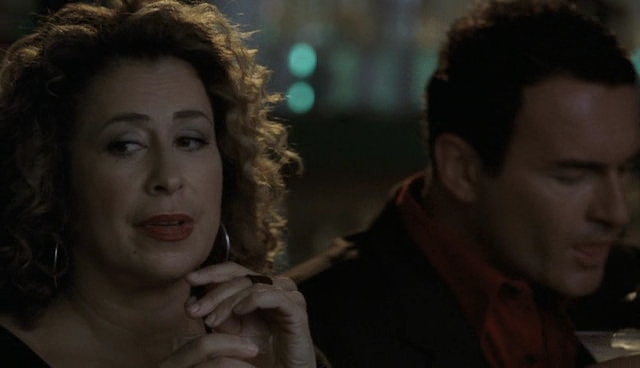 Charmed-Online-dot-NL-NipTuck4x04-0942.jpg