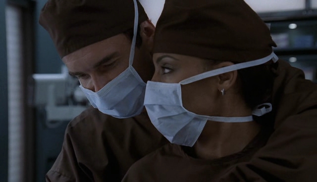 Charmed-Online-dot-NL-NipTuck4x04-1530.jpg