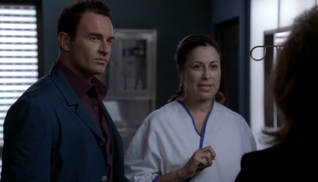 Charmed-Online-dot-NL-NipTuck4x04-2006.jpg