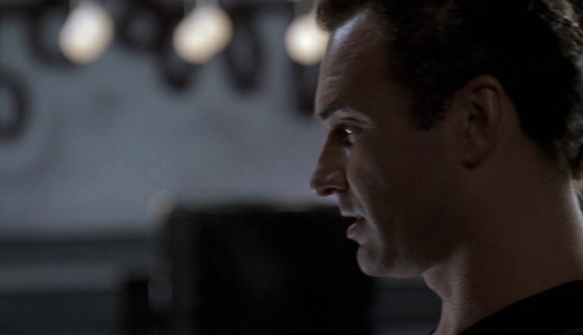 Charmed-Online-dot-NL-NipTuck4x05-0061.jpg
