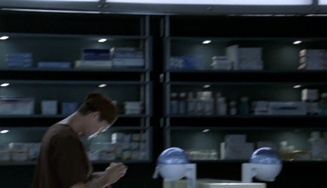 Charmed-Online-dot-NL-NipTuck4x05-1052.jpg