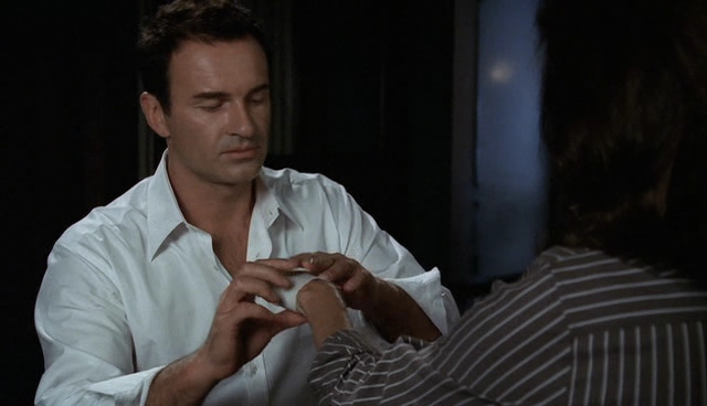 Charmed-Online-dot-NL-NipTuck4x05-1627.jpg