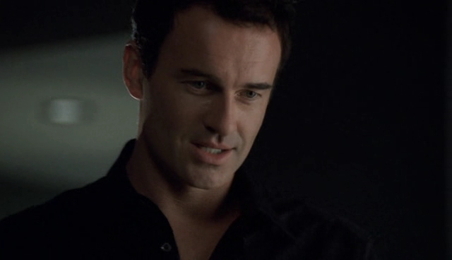 Charmed-Online-dot-NL-NipTuck4x05-2105.jpg