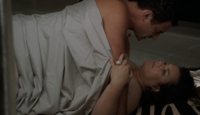 Charmed-Online-dot-NL-NipTuck4x05-2137.jpg