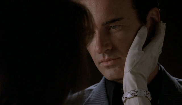 Charmed-Online-dot-NL-NipTuck4x05-2345.jpg