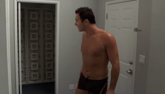 Charmed-Online-dot-NL-NipTuck4x06-0122.jpg