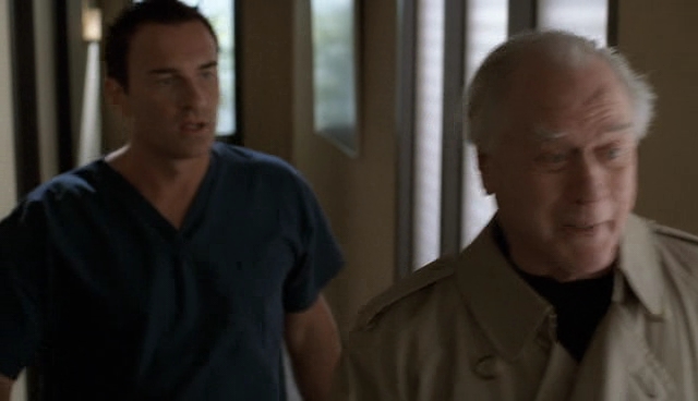 Charmed-Online-dot-NL-NipTuck4x06-0704.jpg