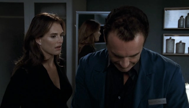 Charmed-Online-dot-NL-NipTuck4x06-1500.jpg