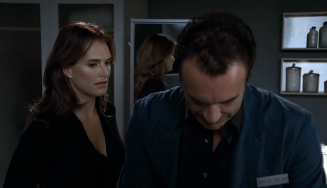 Charmed-Online-dot-NL-NipTuck4x06-1501.jpg