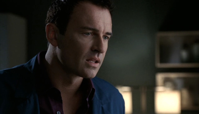 Charmed-Online-dot-NL-NipTuck4x07-3709.jpg