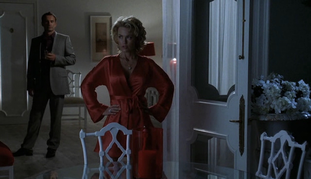 Charmed-Online-dot-NL-NipTuck4x07-3849.jpg