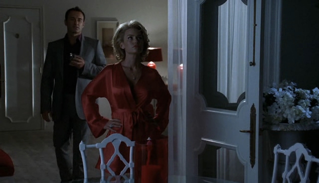 Charmed-Online-dot-NL-NipTuck4x07-3870.jpg