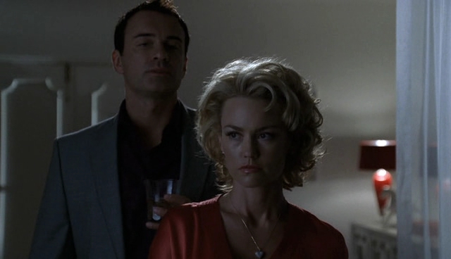 Charmed-Online-dot-NL-NipTuck4x07-3899.jpg