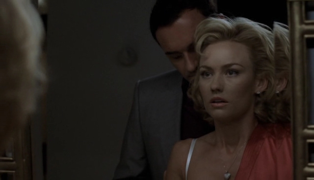 Charmed-Online-dot-NL-NipTuck4x07-3939.jpg