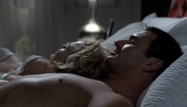 Charmed-Online-dot-NL-NipTuck4x07-4014.jpg
