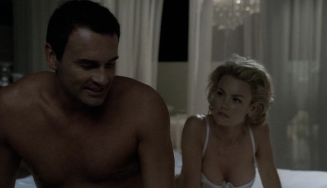 Charmed-Online-dot-NL-NipTuck4x07-4041.jpg