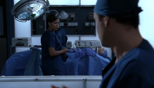 Charmed-Online-dot-NL-NipTuck4x07-4565.jpg