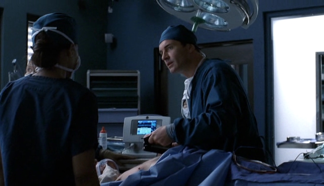 Charmed-Online-dot-NL-NipTuck4x07-4616.jpg