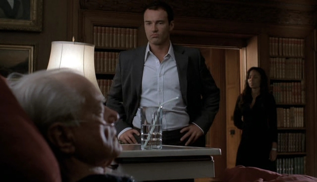 Charmed-Online-dot-NL-NipTuck4x07-4861.jpg