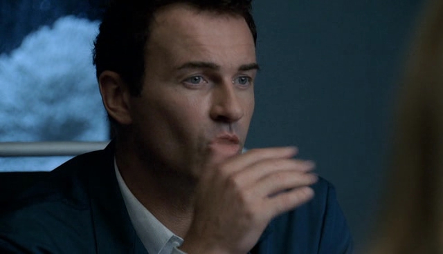 Charmed-Online-dot-NL-NipTuck4x08-1091.jpg