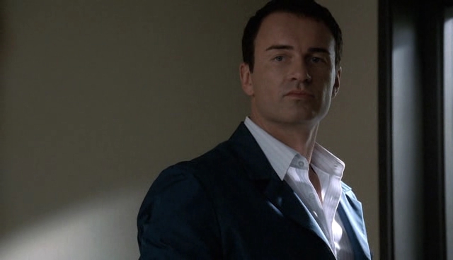 Charmed-Online-dot-NL-NipTuck4x08-1300.jpg