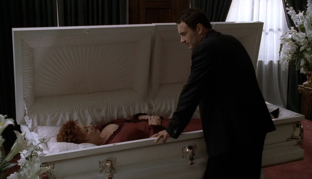 Charmed-Online-dot-NL-NipTuck4x08-2330.jpg