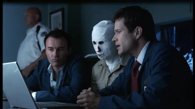 Charmed-Online-dot-NL-NipTuck4x10-1869.jpg