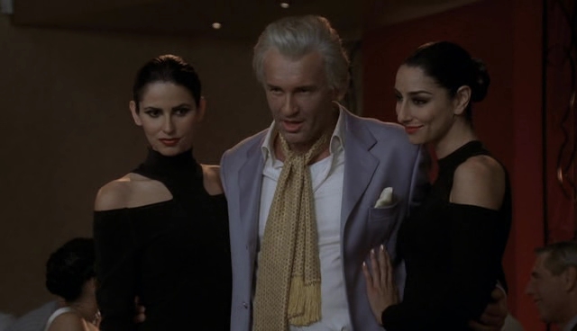 Charmed-Online-dot-NL-NipTuck4x11-1332.jpg