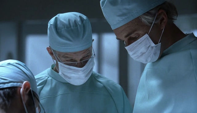 Charmed-Online-dot-NL-NipTuck4x11-1904.jpg