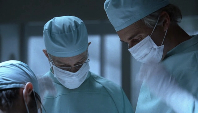 Charmed-Online-dot-NL-NipTuck4x11-1913.jpg