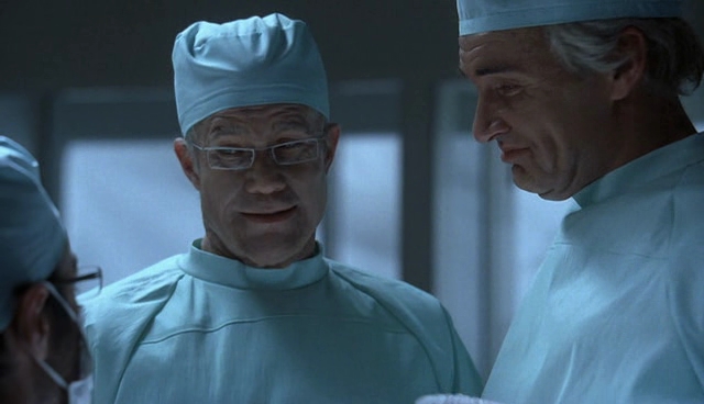 Charmed-Online-dot-NL-NipTuck4x11-1927.jpg