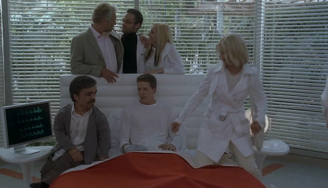 Charmed-Online-dot-NL-NipTuck4x11-2191.jpg