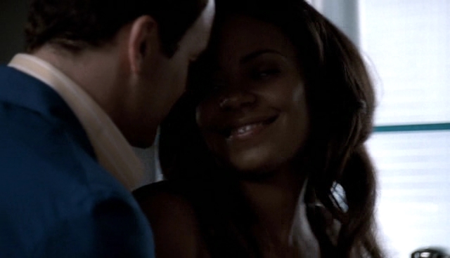 Charmed-Online-dot-NL-NipTuck4x12-0243.jpg