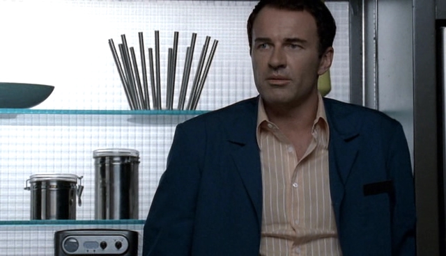 Charmed-Online-dot-NL-NipTuck4x12-0363.jpg