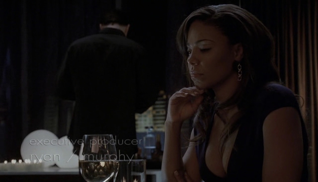 Charmed-Online-dot-NL-NipTuck4x12-0398.jpg