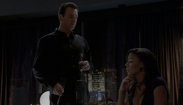 Charmed-Online-dot-NL-NipTuck4x12-0415.jpg