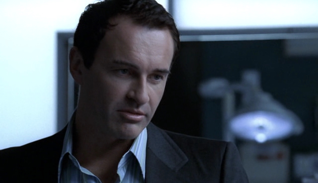 Charmed-Online-dot-NL-NipTuck4x12-0968.jpg